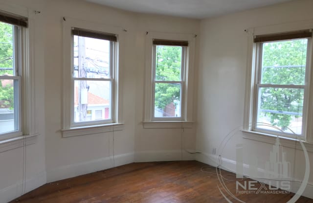 179 Ledge St Apt 1L - 179 Ledge St, Providence, RI 02904