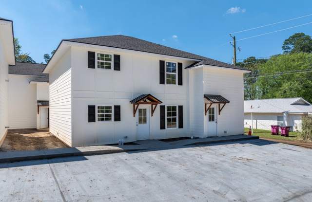 414 6th Street East - A2