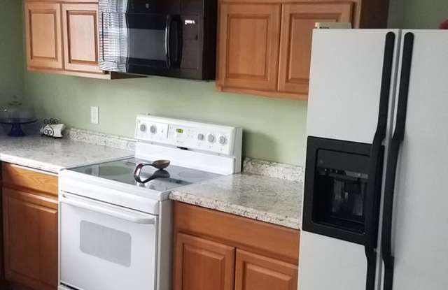 1-Bedroom 1-Bath Fully Furnished Apartment