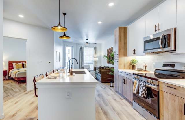 Tempo at Nine Mile Station