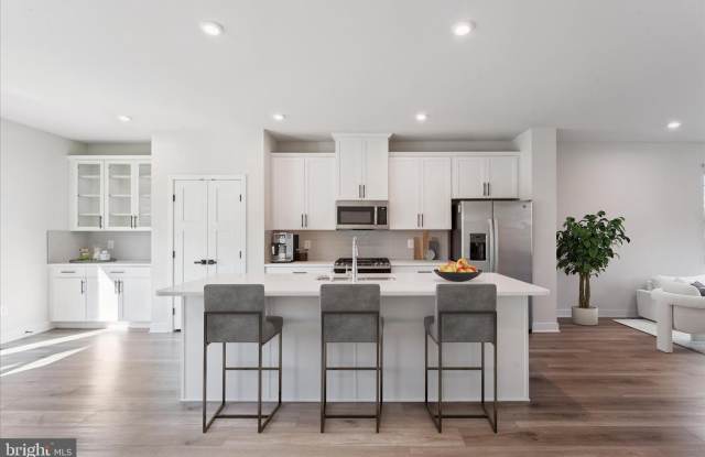 14032 SUNRISE VALLEY Drive