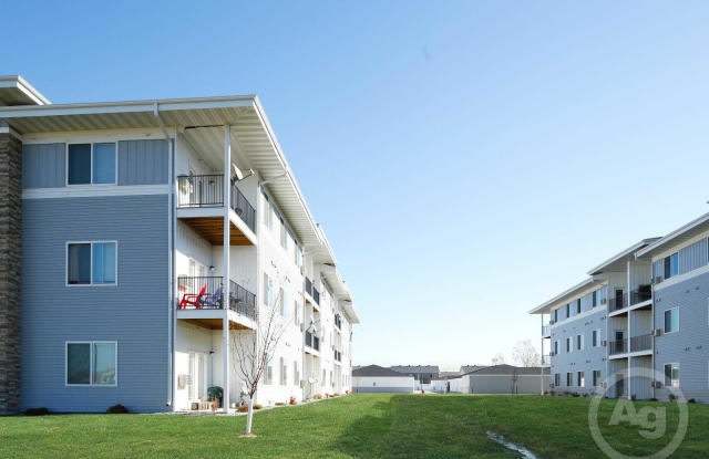 5400 Amber Valley Pkwy S Unit E21