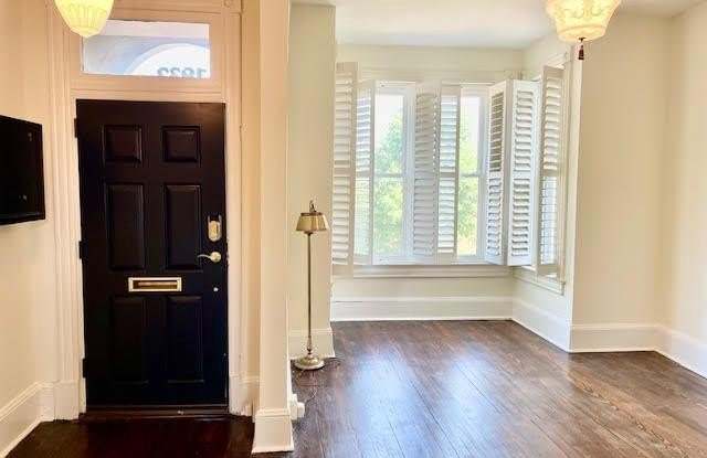 Photo of 1932 35TH Street NW