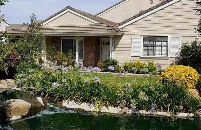 2971 Shadow Brook Lane