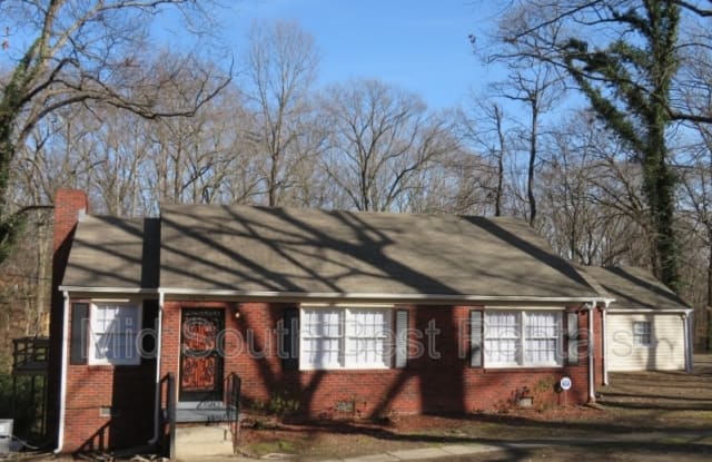 3074 Homewood (Raleigh) - 3074 Homewood Drive, Memphis, TN 38128