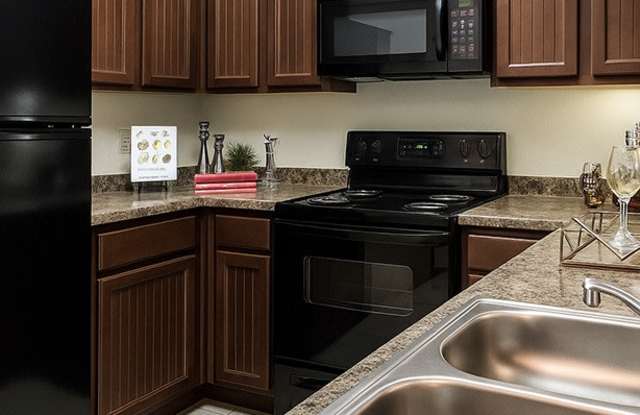 Glenhaven at Star Ranch Apartments