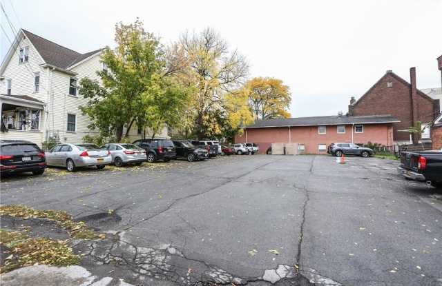 404 Main Street unit: A8