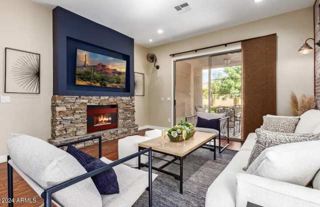 9646 E SIDEWINDER Trail