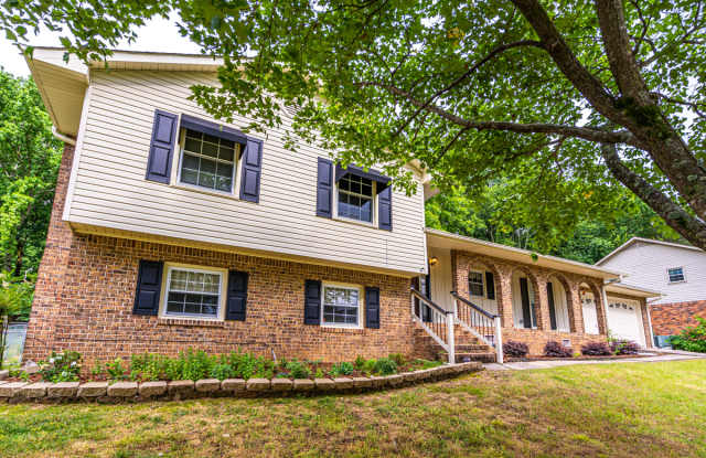 10215 Melanie Drive Southeast