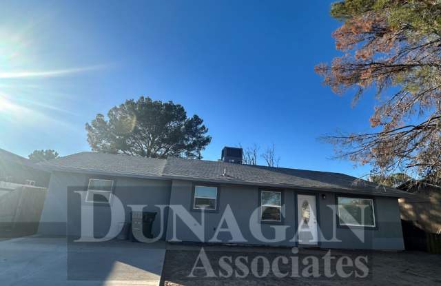 Photo of 4 Bedroom - 2 Bath Home Pet Friendly