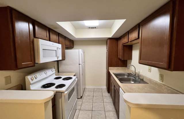 9489 Sunnehanna Blvd