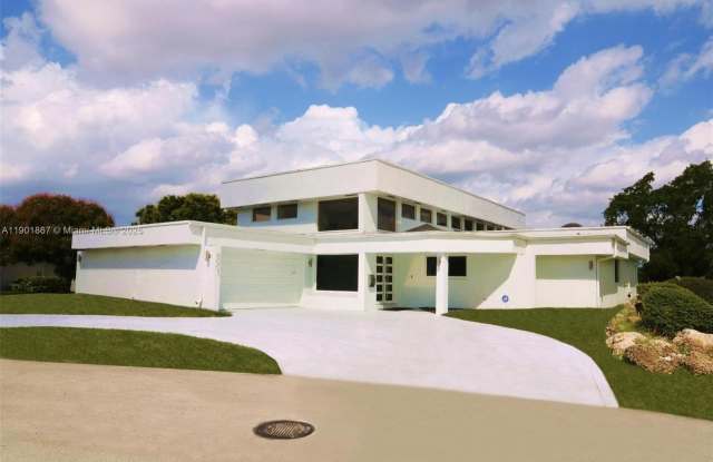 Photo of 6003 Umbrella Tree Ln