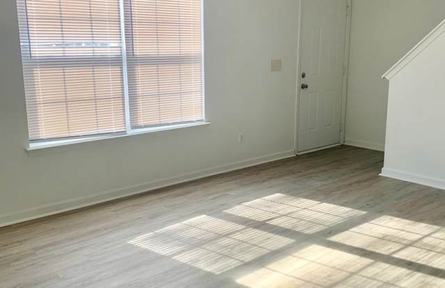 3 Bedroom End Unit Townhouse