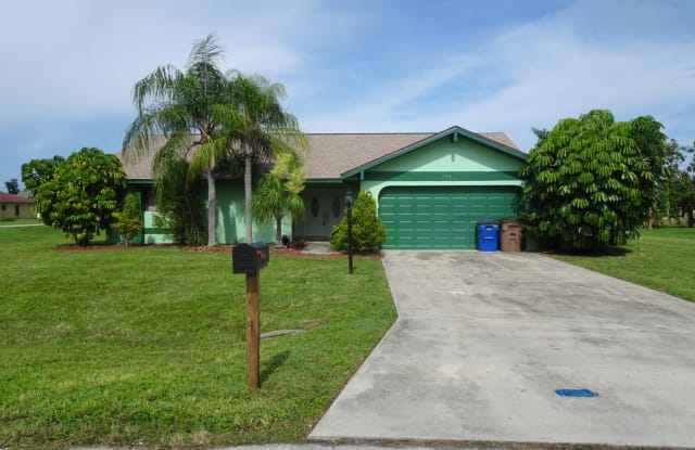 214 Eaglesmere Dr - 214 Eaglesmere Drive, Lehigh Acres, FL 33936