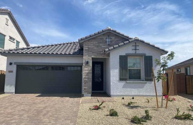 14204 W Honeysuckle Drive