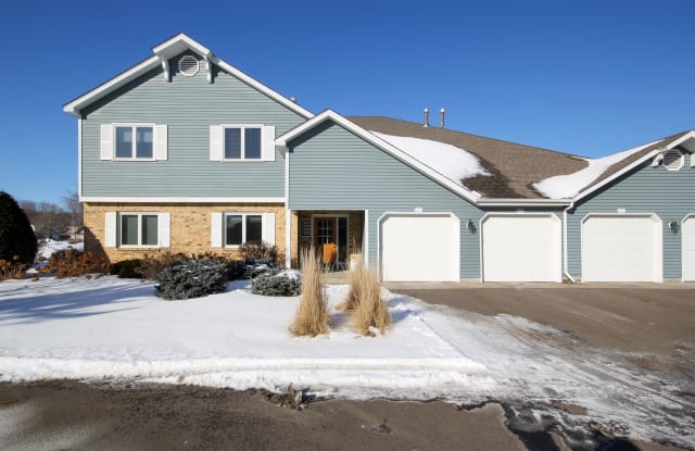 7314 Hames Way - 7314 Hames Way, Eden Prairie, MN 55346