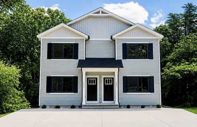 1038 12th Street Northeast