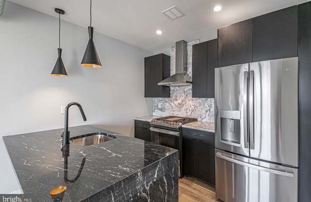 Photo of 526 BROWN Street unit: 205