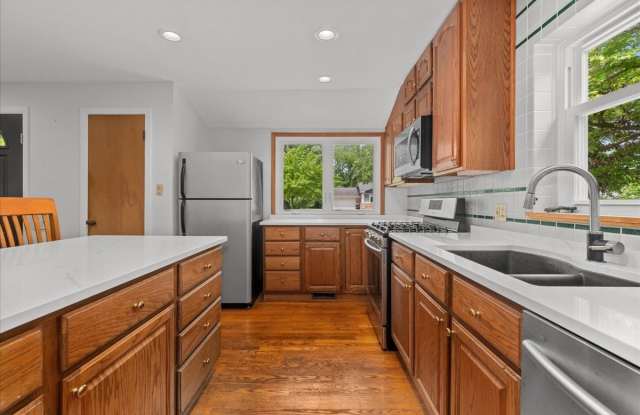 1719 Ferndale Avenue