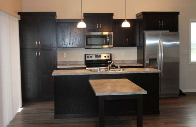 3 bed 3 bath Single Family Home