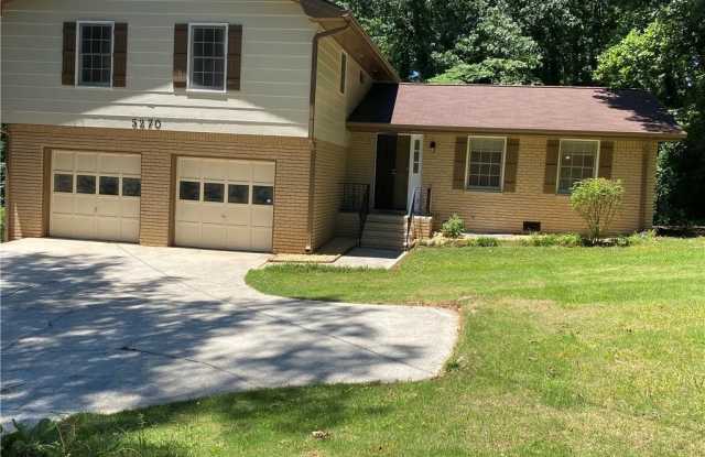 5270 Rockbridge Road