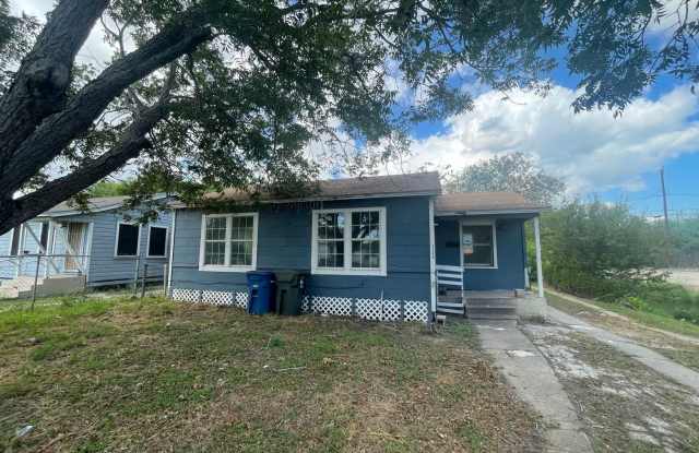 Photo of 3-Bedroom Home in Central City-$199 move-in for ASAP move-in