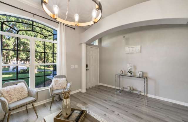 511 North Pine Meadow Drive