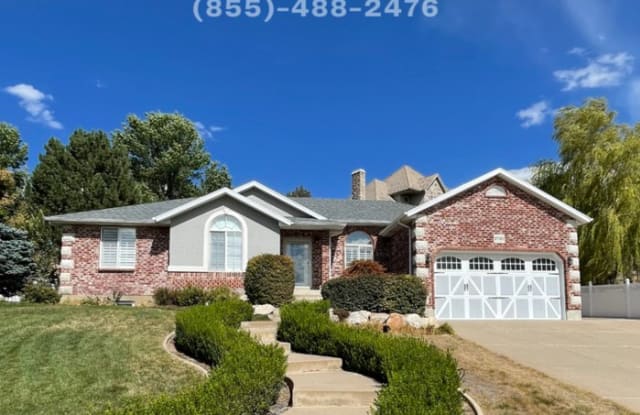 2760 Indian Hills Lane - 2760 Indian Hills Lane, Layton, UT 84040