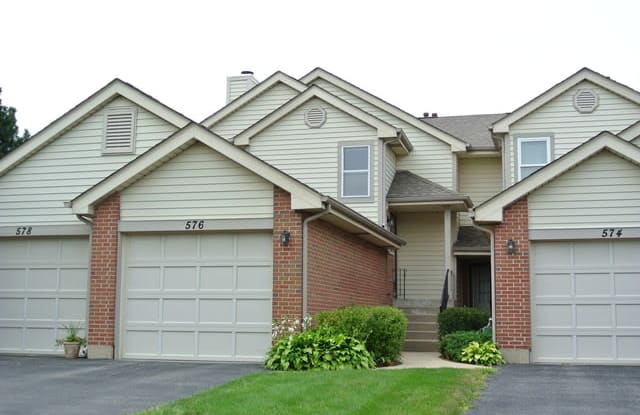 576 East WINDGATE Court - 576 East Windgate Court, Arlington Heights, IL 60005