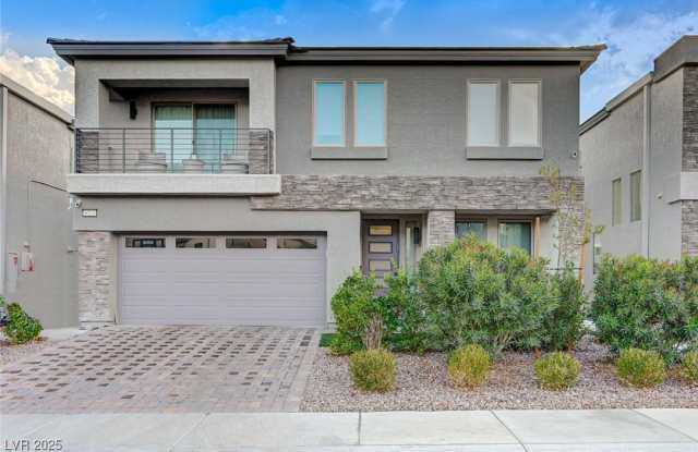 6723 Tangled Vines Avenue