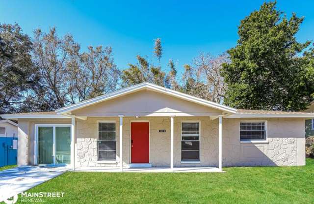 1132 Hollywood Avenue