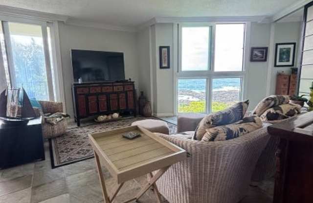 Photo of 2405 Kalanianaole Street - 406