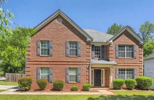 800 Hannah Court