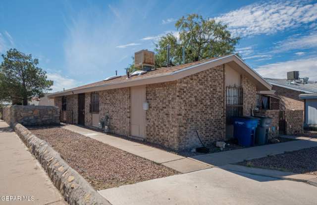 11450 Sundrop Court unit: B