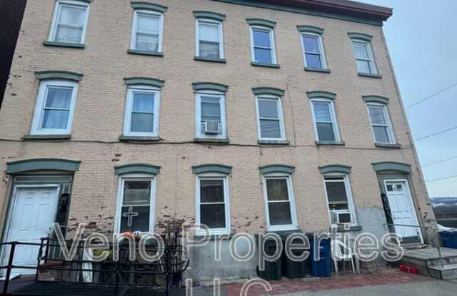 3 Cataract Street