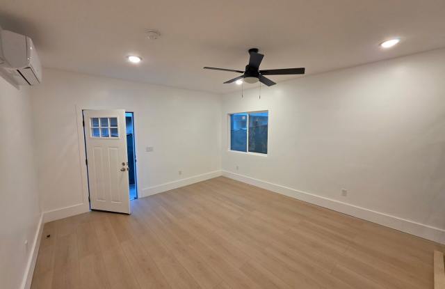 1249 South Westgate ave