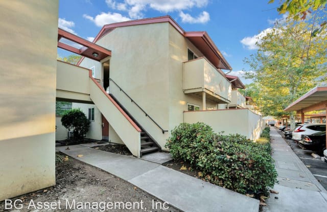 Castilian Apartments - 2520 Walters Way, Concord, CA 94520