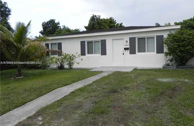 Photo of 1460 Northeast 143rd Street