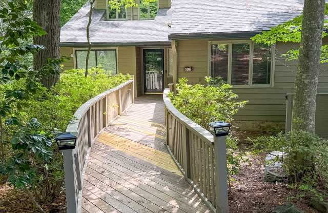 106 Montrose Drive