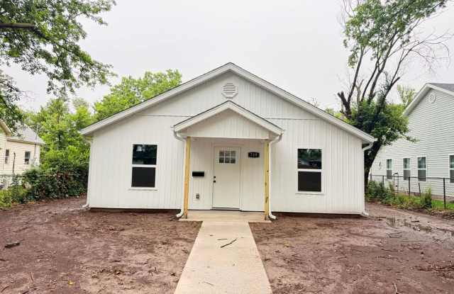 SUMMER SPECIAL: HALF OFF FIRST MONTH RENT!!! Be the very first to call this stunning brand-new 3 bedroom, 2 bathroom home yours with two car Garage in Joplin Mo!!!