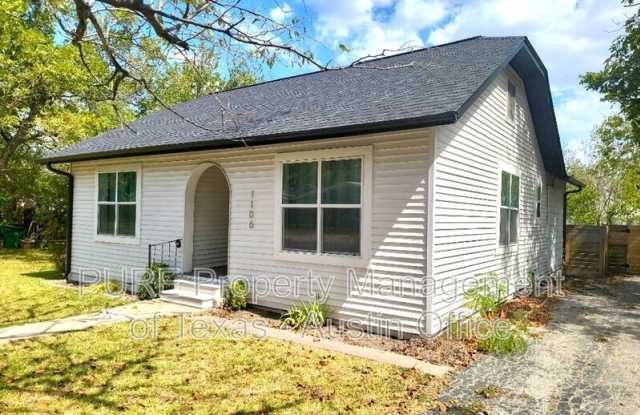 1106 Hackberry Street