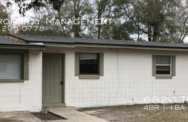 6829 Tinkerbell Ln - 6829 Tinkerbell Ln, Jacksonville, FL 32210