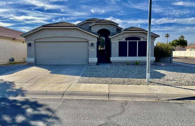 6471 W Adobe Drive - 6471 West Adobe Drive, Glendale, AZ 85308