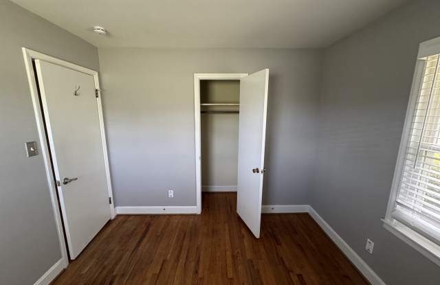 3930 Litchfield Road