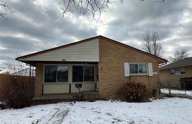 Photo of 21624 Winshall Street