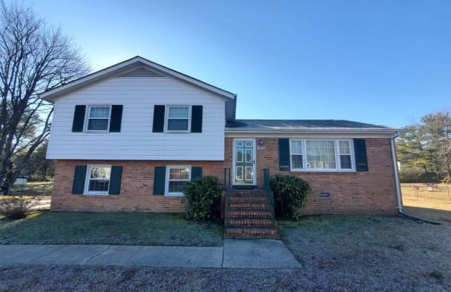 9275 Rappahannock Trl - 9275 Rappahannock Trail, Hanover County, VA 23005