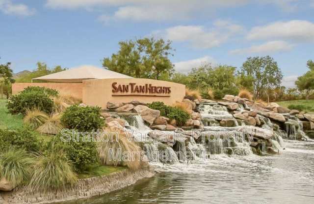 2105 W Allens Peak Dr