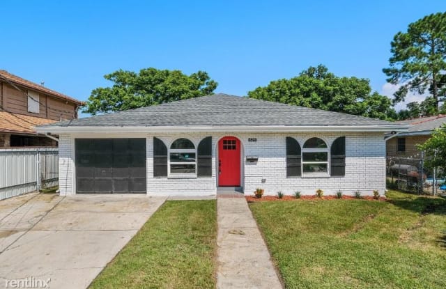 625 Oaklawn Dr - 625 Oaklawn Drive, Metairie, LA 70005