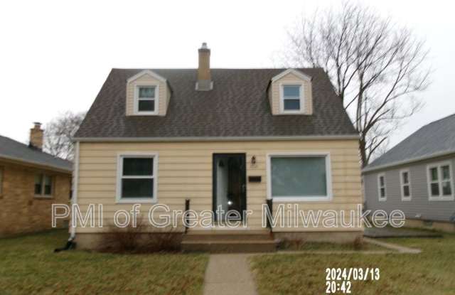 3872 N 69th St - 3872 North 69th Street, Milwaukee, WI 53216