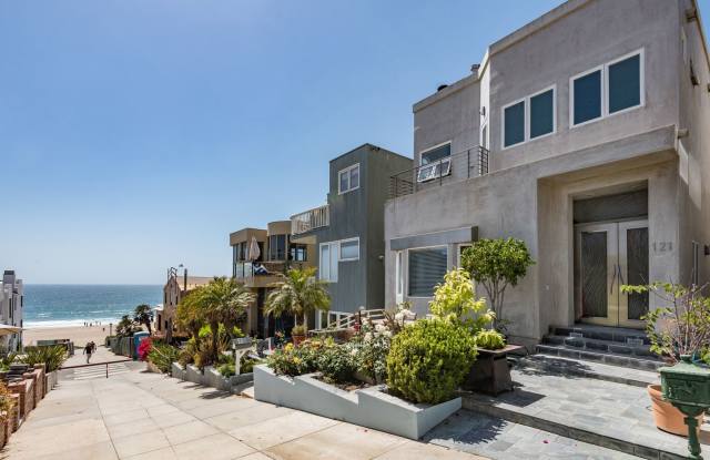 Incredible 4 Bedroom Home in Manhattan Beach - 121 31st Street, Manhattan Beach, CA 90266